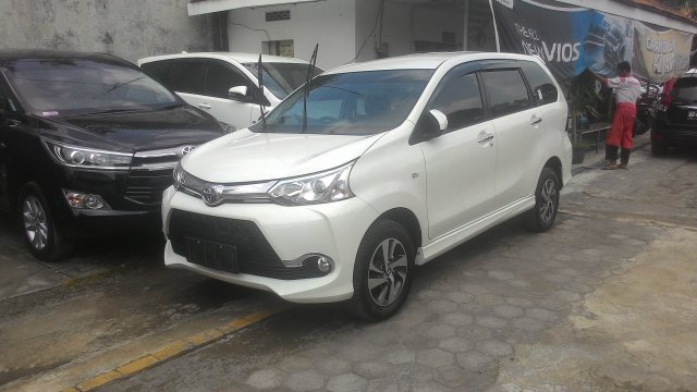 Kelebihan dan kekurangan mobil bertransmisi matic dan manual